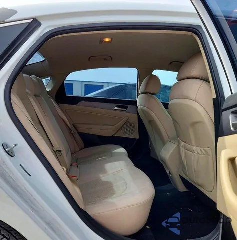 2018 Hyundai Sonata Sel z USA, uszkodzony, nr VIN 5NPE34AF9JH650196